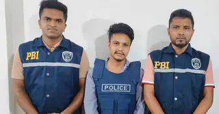 নারায়ণগঞ্জে স্ত্রী হত্যার দু’বছর পর পরকীয়ার রহস্য উদঘাটন; স্বামী গ্রেপ্তার